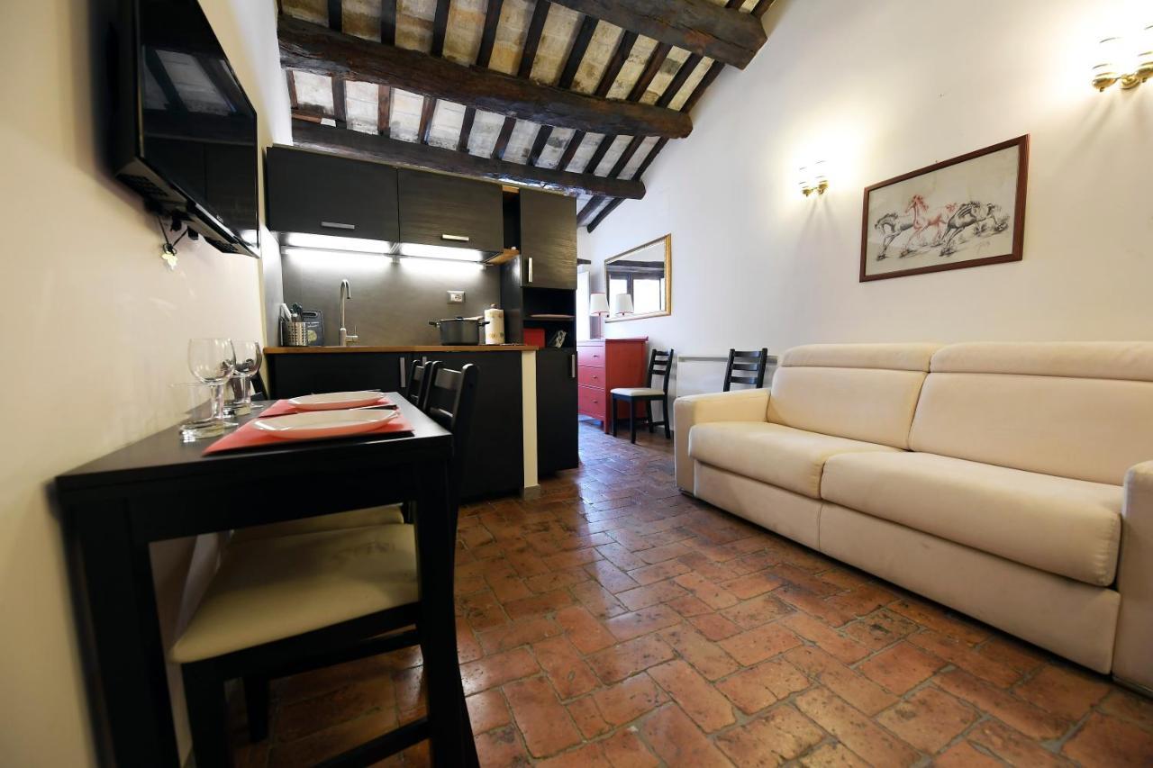Apartmán Grotte - Campo De' Fiori Řím Exteriér fotografie