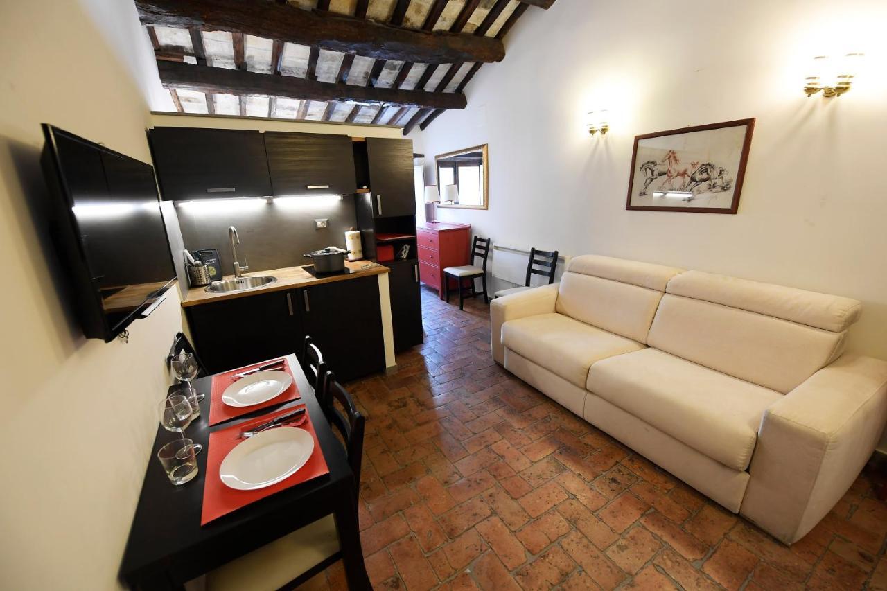 Apartmán Grotte - Campo De' Fiori Řím Exteriér fotografie